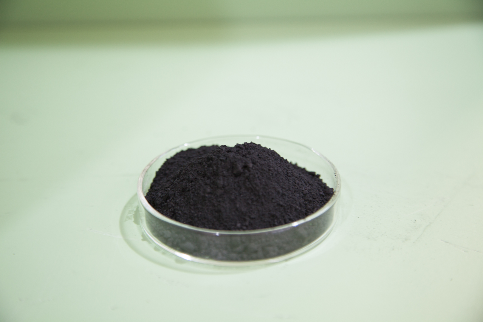 Earth Graphite (Amorphous Graphite)